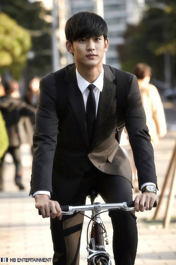 Kim Soo Hyun trong Man From Another Star